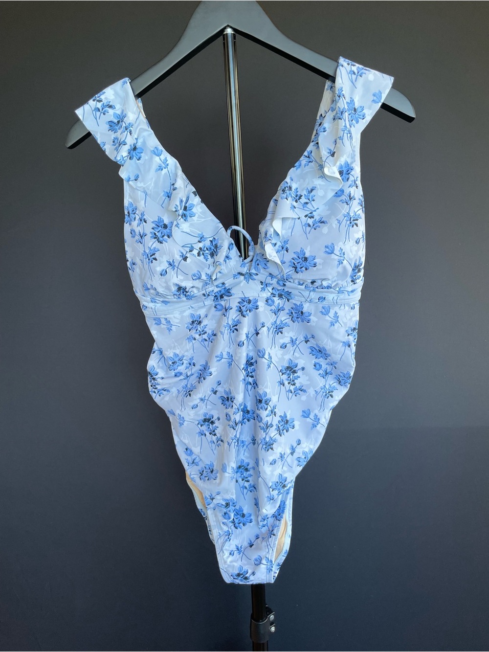 A Pea in the Pod Maternity Bathing Suit Blue Floral Size S New With Tags